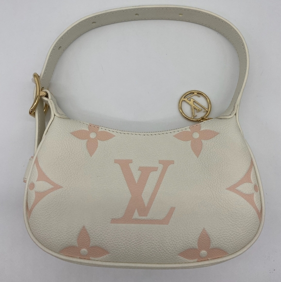 SOLD!!!Louis Vuitton Mini Moon Bicolor Monogram Empreinte Leather - Picture 8 of 15